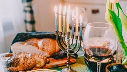 亚冠赛场上演严阵以待，精彩比赛连连